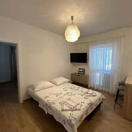 Apartmani Svemir Drage Exterior photo