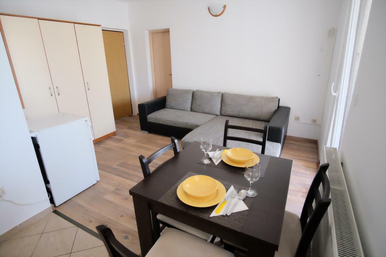 Apartment Svemir